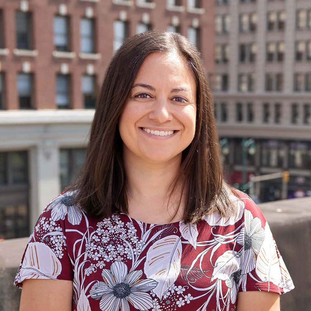 Photo of Kristen Lopez